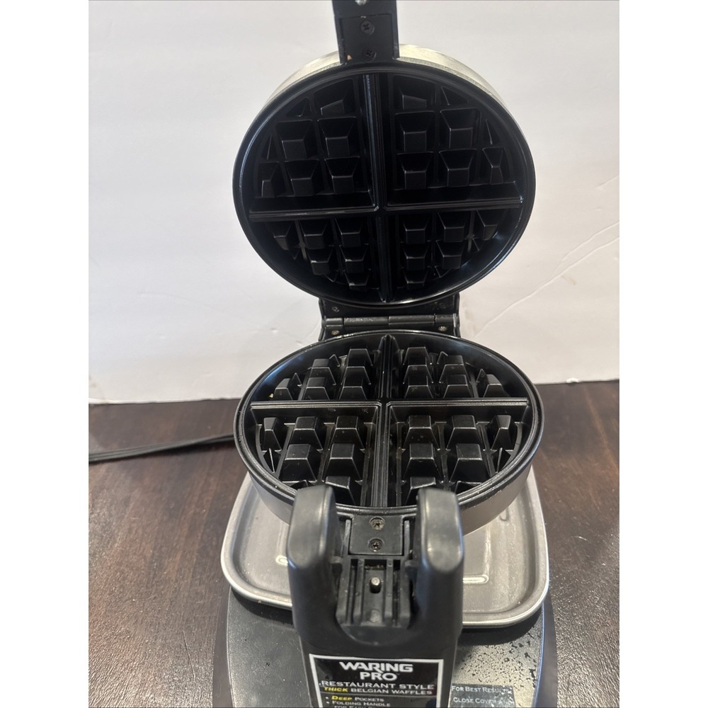 Waring Pro Belgium Stainless Waffle Maker WWM200SA Rotating Restaurant Style - Picture 4 of 7